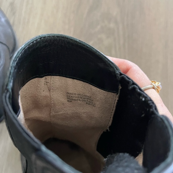 Michael Kors waterproof leather wedge ankle boots 8 - Picture 6 of 7